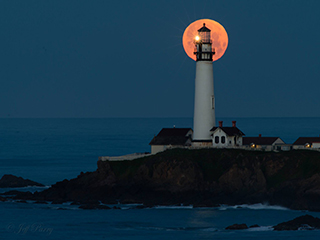 pigeon point lighthouse fool moon pigeon point lighthouse fool moon